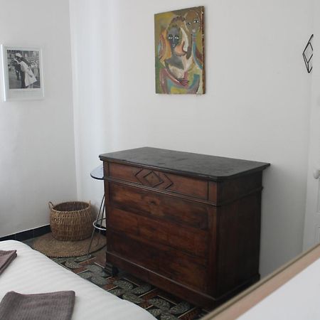 Superbe Appartement Avec Parking Sur Place Ним Екстериор снимка